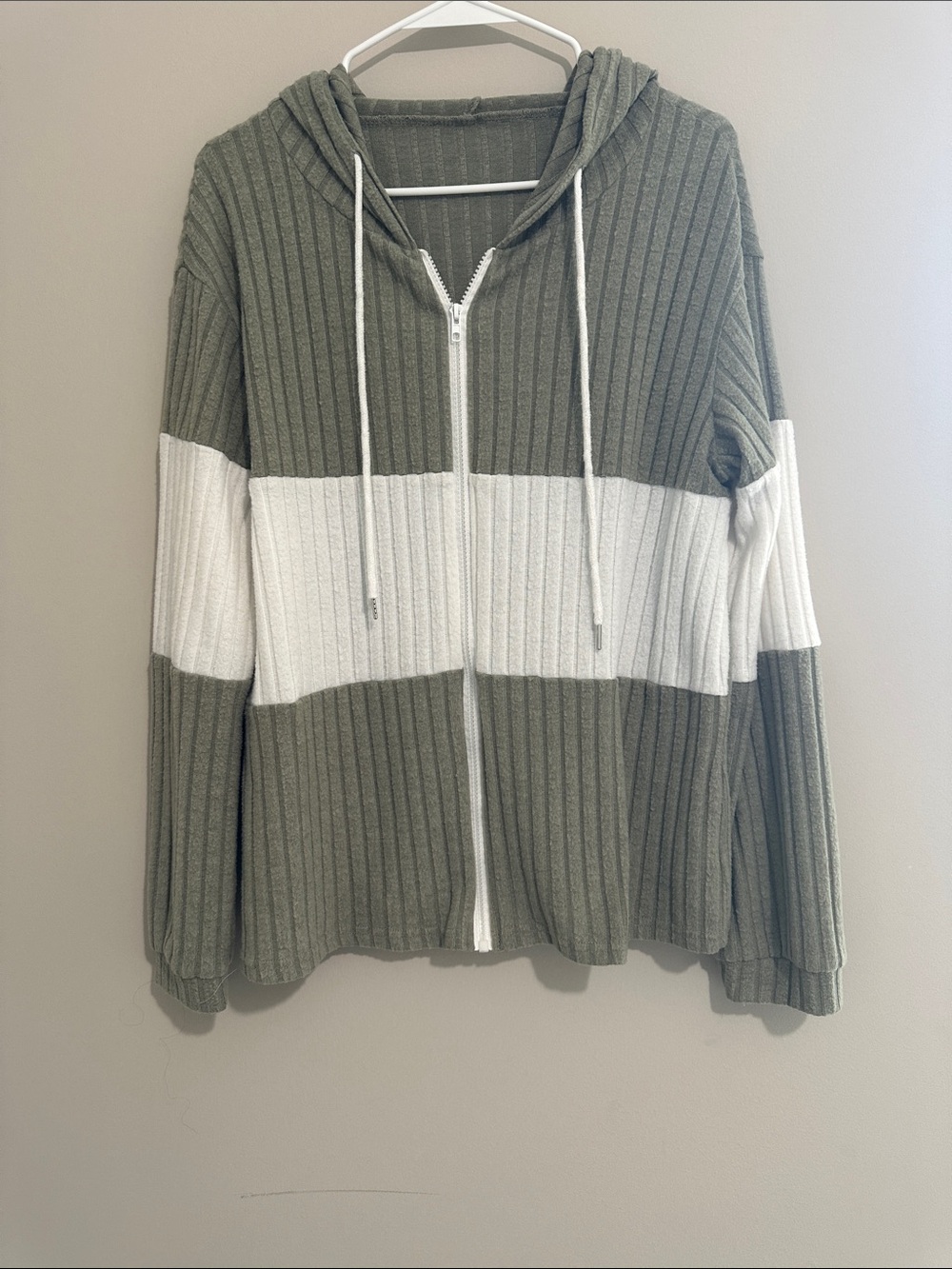 SHEIN Olive Green and White Ribbed Hooded Zip Cardigan Size Large